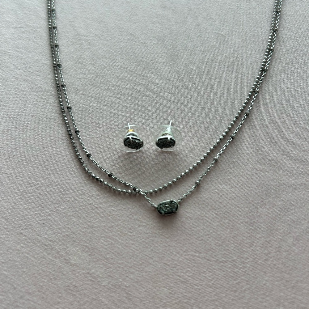 Kendra Scott Necklace and Earring Set